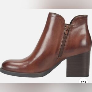 Born Leather Olivia Ankle Booties, Size 9.5
